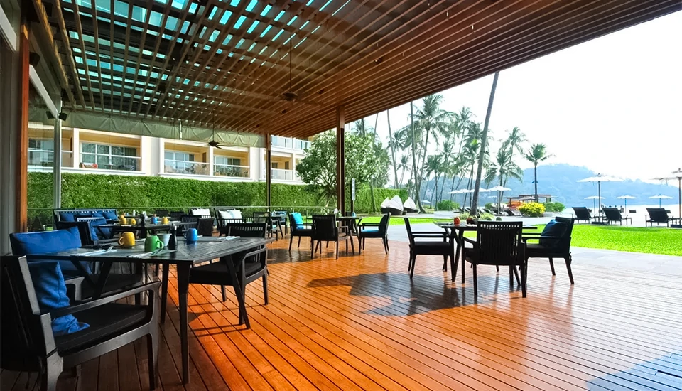 هتل پوکت پانوا بیچ فرانت ریزورت